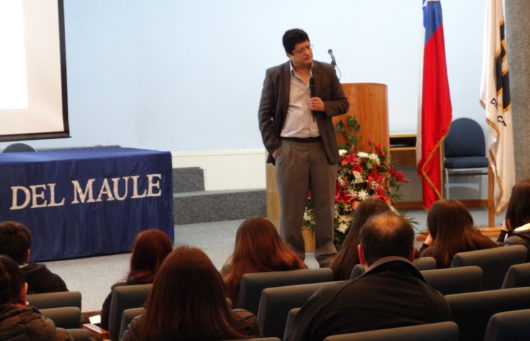Liceos PACE UCM participaron de seminario que abordó la formación ciudadana