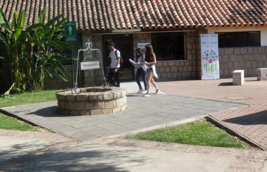 CENTRO DE APOYO AL APRENDIZAJE MÁS CERCA DE LOS ESTUDIANTES
