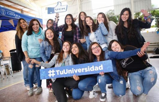 NOVATOS PARTICIPAN DE INTERACTIVA Y ANIMADA FERIA DE INDUCCIÓN