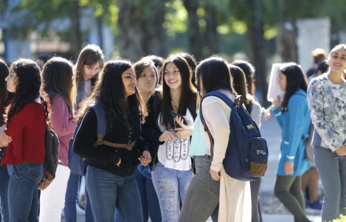 CONVOCAN A I MESA POLÍTICA “EDUCACIÓN PARA LA JUSTICIA SOCIAL” EN TORNO A JUSTICIA SOCIAL Y EDUCACIÓN”