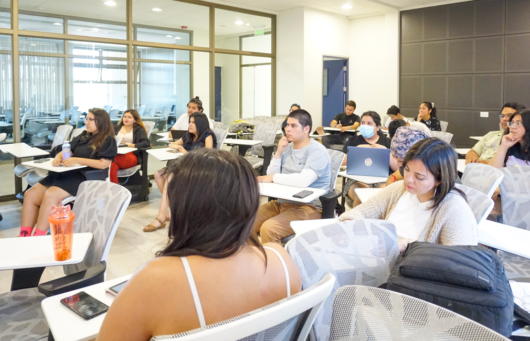 MÁS DE 150 ESTUDIANTES POSTULARON PARA SER TUTORES PARES ESTE 2023 EN LA UCM
