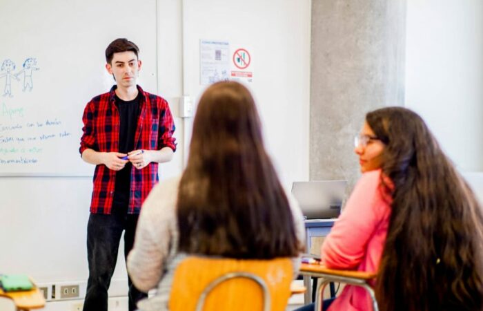 INICIAN APOYOS DISCIPLINARES Y PSICOEDUCATIVOS PARA ESTUDIANTES DE PREGRADO